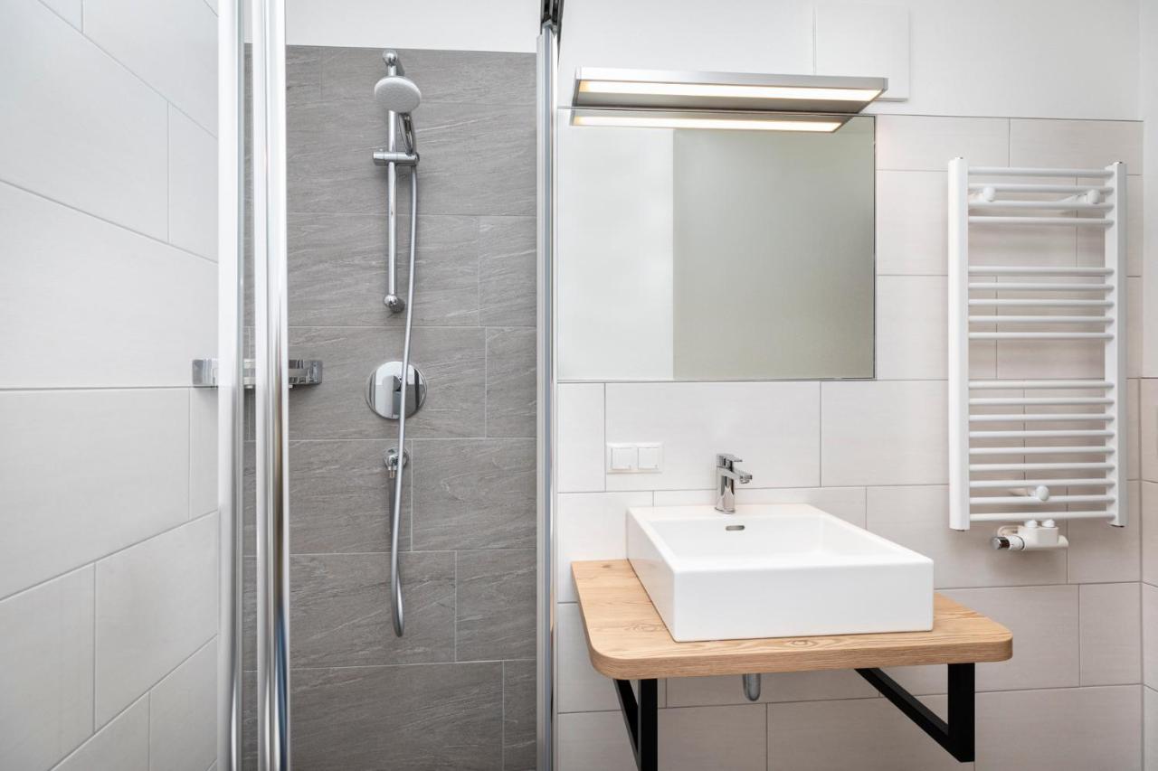 Souterrain Apartment 弗拉绍 外观 照片
